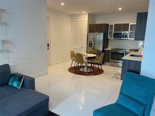 1025 NE 18th Ave in Fort Lauderdale, FL - Building Photo - Building Photo