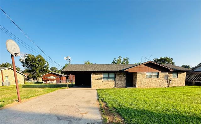 4609 Francis Ct in Granbury, TX - Building Photo
