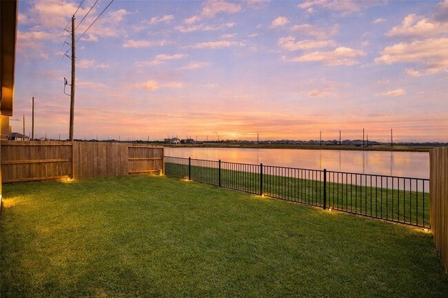 1124 Elsinore Dr in Arcola, TX - Building Photo - Building Photo