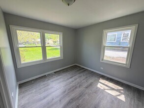 622 N Garfield St in Lombard, IL - Building Photo - Building Photo