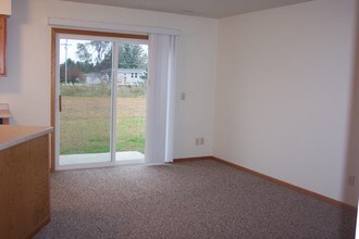 620 Kozarek Ave in Tomah, WI - Building Photo - Building Photo