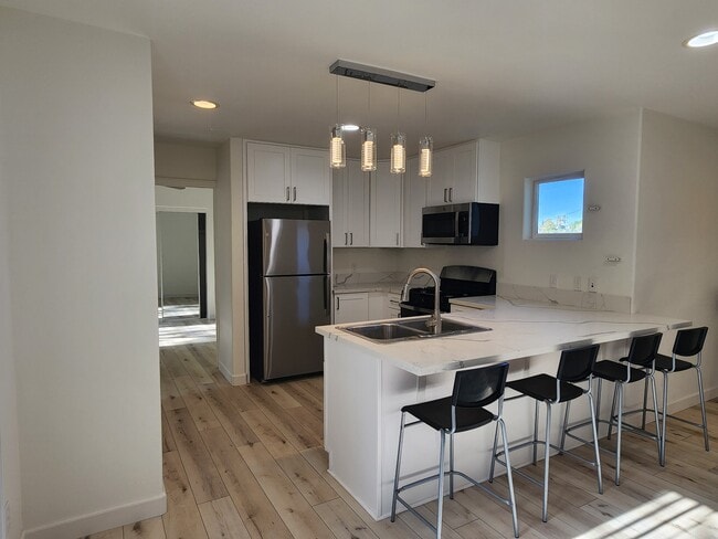 property at 1032 Orpheus Ave