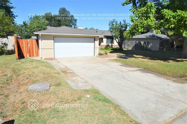 5437 Burr Oak Way in Fair Oaks, CA - Building Photo - Building Photo
