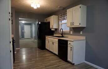 246 Compton Pl in Lafayette, IN - Foto de edificio - Building Photo