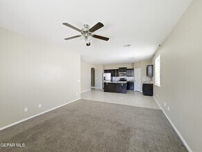 1040 Earthstar Pl in El Paso, TX - Building Photo - Building Photo