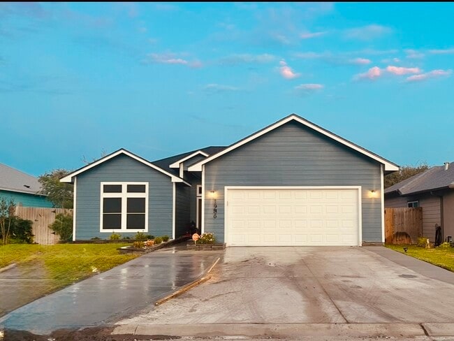 property at 1986 Admiral Ln