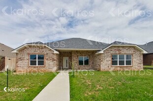 2702 Daytona Ave in Amarillo, TX - Building Photo