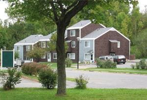 Brayton Hill Apartments in North Adams, MA - Foto de edificio