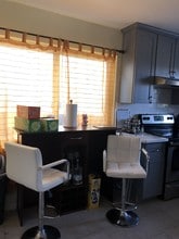 2515 Oliver Ave in Oakland, CA - Foto de edificio - Building Photo