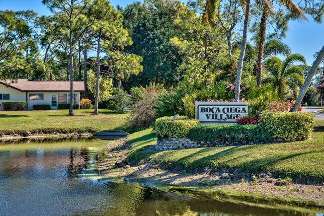 3655 Boca Ciega Dr in Naples, FL - Building Photo - Building Photo