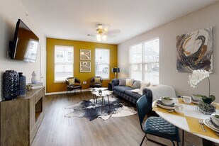 The Meridian at Walnut Creek in Rogers, AR - Building Photo