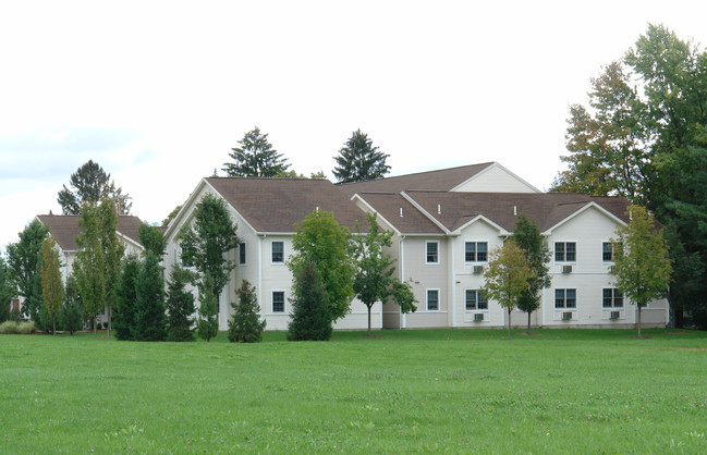 Almond Street Commons in Williamsport, PA - Foto de edificio - Building Photo