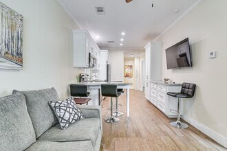 1208 26th St in Galveston, TX - Building Photo - Building Photo