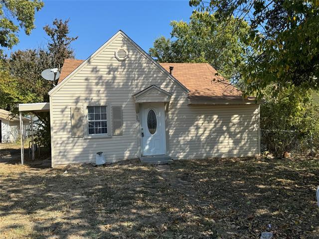 309 Live Oak St in Bowie, TX - Building Photo