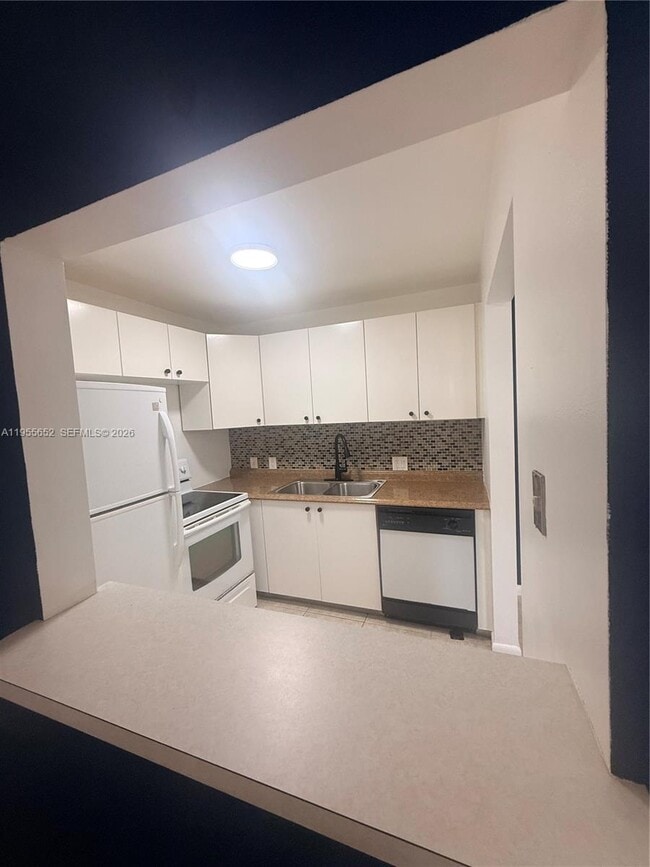 129 Mansfield F in Boca Raton, FL - Building Photo - Building Photo