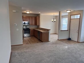 5111 Freeport Ct in Plainfield, IL - Building Photo - Building Photo