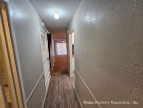 1604 Yonkers St, Unit 14 in Plainview, TX - Building Photo - Building Photo