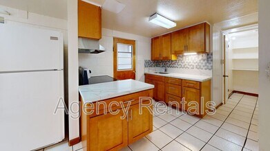 1145 Ukana St in Honolulu, HI - Building Photo - Building Photo