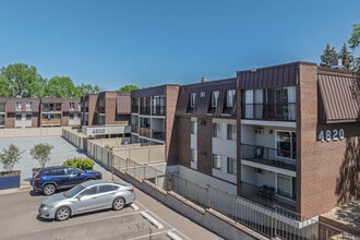 Wolfe Lake Apartments in St. Louis Park, MN - Building Photo - Building Photo