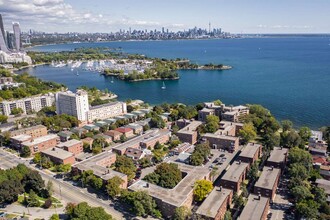 Mimico Estates in Toronto, ON - Building Photo - Building Photo