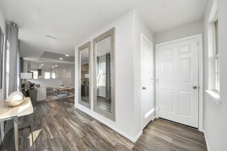 5735 Prairie Chapel Rd in Katy, TX - Building Photo - Building Photo