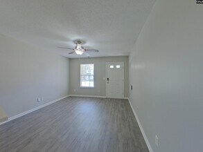 134 Cottage Lake Way in Columbia, SC - Building Photo - Building Photo