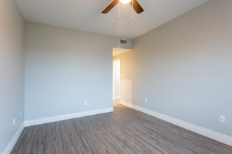 Compass Bay Apartments in Corpus Christi, TX - Foto de edificio - Interior Photo