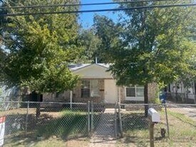 1103 Tillery St in Austin, TX - Building Photo