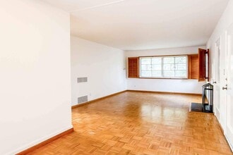 5243 Village Green in Los Angeles, CA - Building Photo - Building Photo