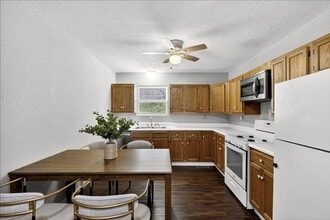 221 Allen St in Alton, IL - Building Photo - Building Photo