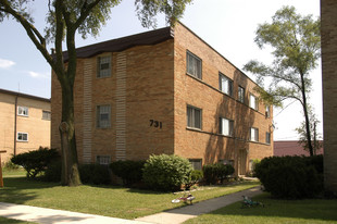 731 N Lincoln Ave Apartments