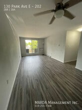 130 Park Ave E in Chatham, ON - Building Photo - Building Photo