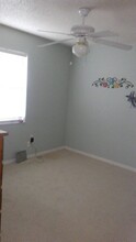 1318 Walnut St in Green Cove Springs, FL - Building Photo - Building Photo