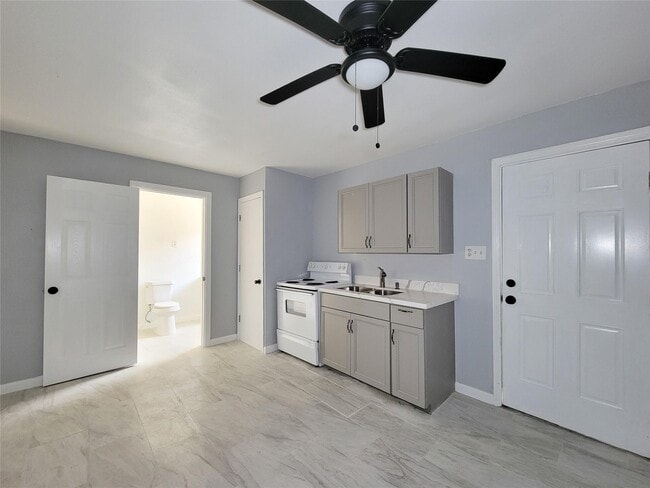 property at 5103 Karu Dr