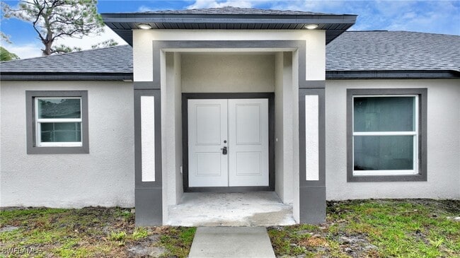 property at 3103 Vera Ave S