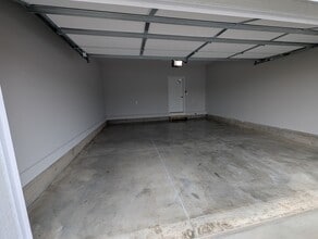 12855 S 45th Ter in Bellevue, NE - Foto de edificio - Building Photo