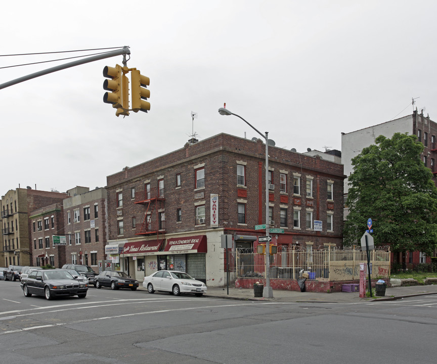 202 Clarkson Ave in Brooklyn, NY - Foto de edificio