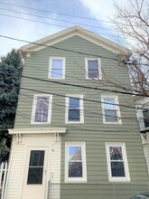 34 Jefferson St, Unit 3 in Cambridge, MA - Building Photo - Building Photo