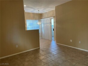 1420 Red Crest Ln in Las Vegas, NV - Building Photo - Building Photo