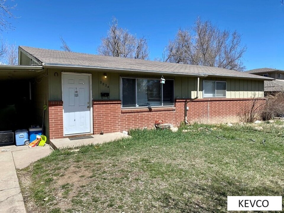 2024 Orchard Pl in Fort Collins, CO - Building Photo