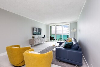 3901 S Ocean Dr in Hollywood, FL - Building Photo - Building Photo