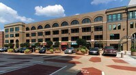 East 54 in Chapel Hill, NC - Foto de edificio - Building Photo