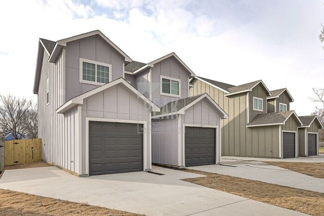 1806 Bessie St in Fort Worth, TX - Building Photo - Building Photo