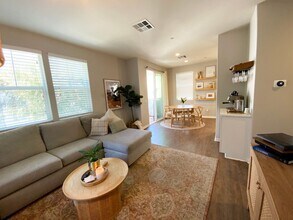 500 Hummingbird Ln in Imperial Beach, CA - Building Photo - Building Photo