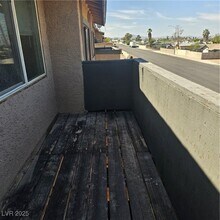 2341 Exeter Dr in Las Vegas, NV - Building Photo - Building Photo
