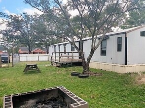 81 Oleander Ave in Mossy Head, FL - Building Photo - Building Photo