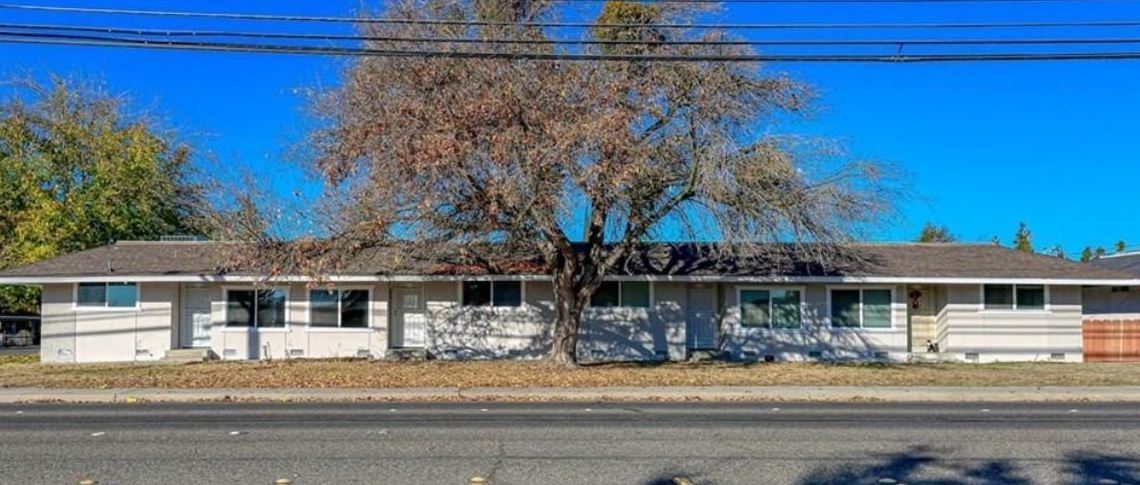 817 E Bellevue Rd, Unit NA in Atwater, CA - Building Photo