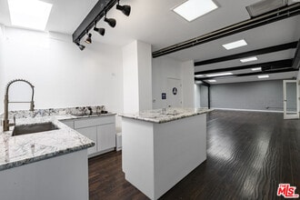 13347 Washington Blvd in Los Angeles, CA - Building Photo - Building Photo