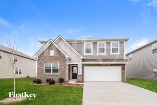 2416 S Carlota Dr in New Palestine, IN - Building Photo