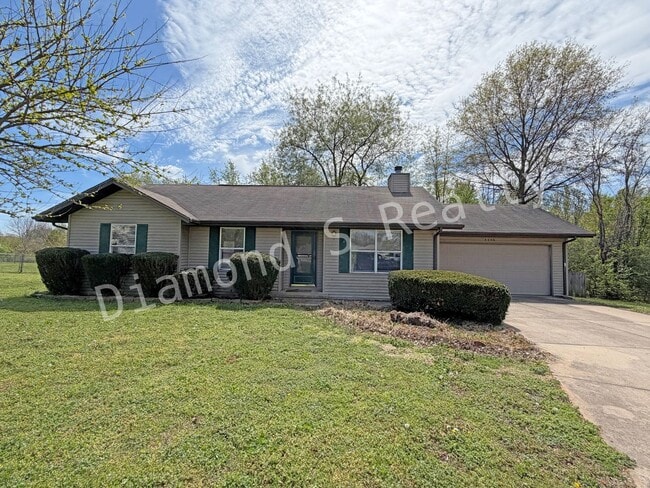 property at 3256 S Hilton Ct
